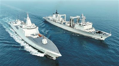 海军某支队组织海上训练